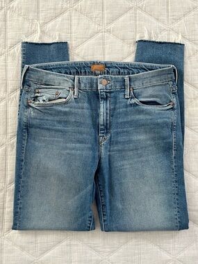 MOTHER Looker Ankle Fray Jeans